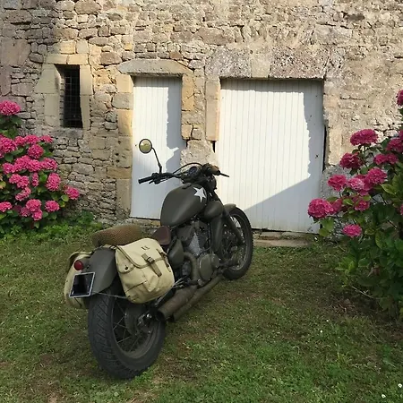 Ferme Fortifiee D Enguenard Formigny