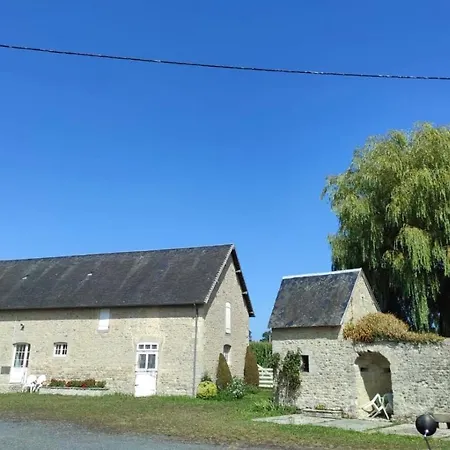 Ferme Fortifiee D Enguenard Formigny