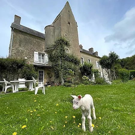 Ferme Fortifiee D Enguenard Bed & Breakfast
