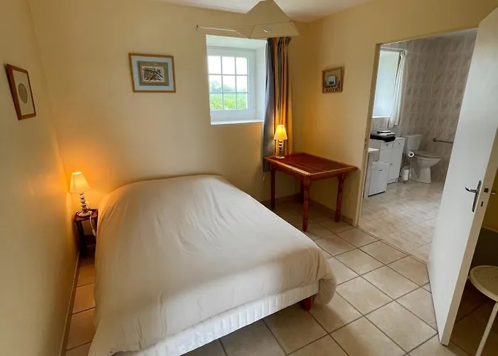 Ferme Fortifiee D Enguenard *