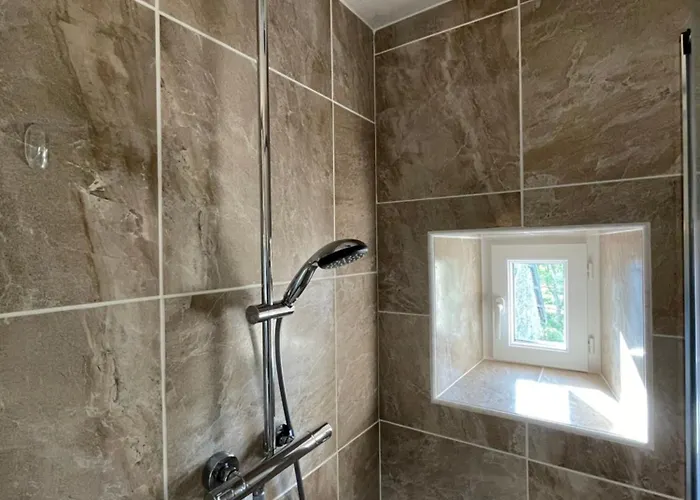 Ferme Fortifiee D Enguenard * Formigny