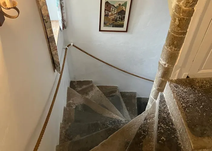 Ferme Fortifiee D Enguenard Bed & Breakfast Formigny